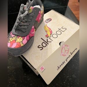 Sakroots sneakers